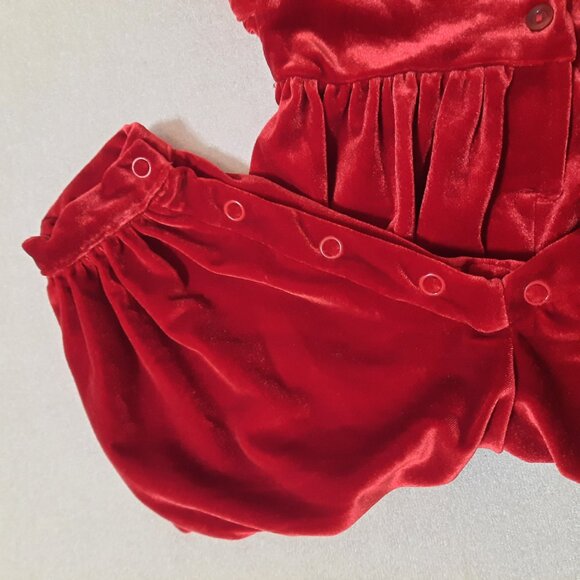 Youngland VTG Baby Red Velvet Jumper Christmas Romper Holiday Girls 6-9 months - Picture 6 of 10